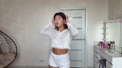 Anna online show from 07-29-26, 07:06