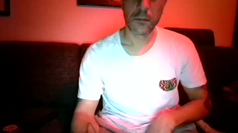 Snapshot of degrandis chatting on 12-15-24, 02:08 Luka Magic online show from 12-15-24, 02:08