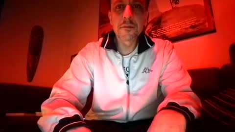 Snapshot of degrandis chatting on 12-19-24, 12:45 Luka Magic online show from 12-19-24, 12:45