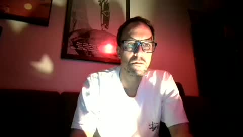 Snapshot of degrandis chatting on 12-25-24, 04:32 Luka Magic online show from 12-25-24, 04:32