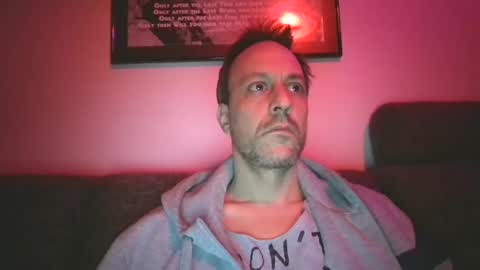 Snapshot of degrandis chatting on 01-06-25, 10:37 Luka Magic online show from 01-06-25, 10:37