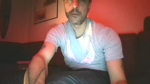 Snapshot of degrandis chatting on 01-10-25, 12:38 Luka Magic online show from 01-10-25, 12:38