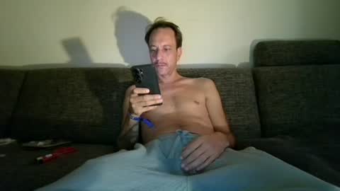 Snapshot of degrandis chatting on 08-02-26, 11:41 Luka Magic online show from 08-02-26, 11:41