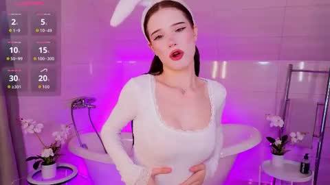Snapshot of deibora chatting on 06-20-26, 10:18 Debi online show from 06-20-26, 10:18
