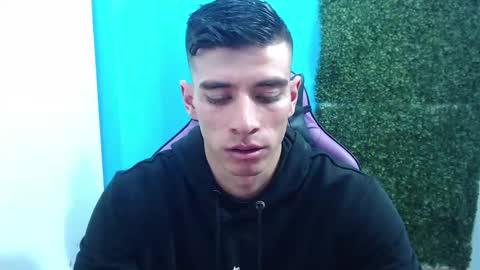 Snapshot of deiby_baby chatting on 12-16-24, 07:54 DEIBY online show from 12-16-24, 07:54