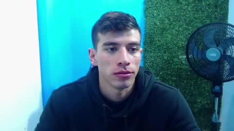 Snapshot of deiby_baby chatting on 01-05-25, 02:17 DEIBY online show from 01-05-25, 02:17