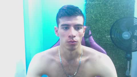 Snapshot of deiby_baby chatting on 01-07-25, 08:42 DEIBY online show from 01-07-25, 08:42