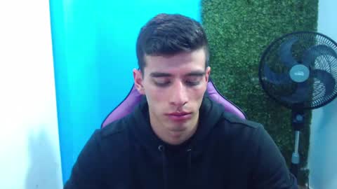 Snapshot of deiby_baby chatting on 01-11-25, 05:10 DEIBY online show from 01-11-25, 05:10