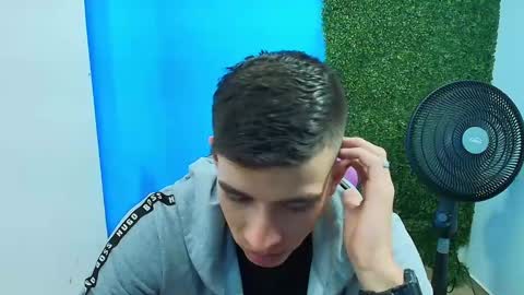 Snapshot of deiby_baby chatting on 02-10-25, 04:41 DEIBY online show from 02-10-25, 04:41