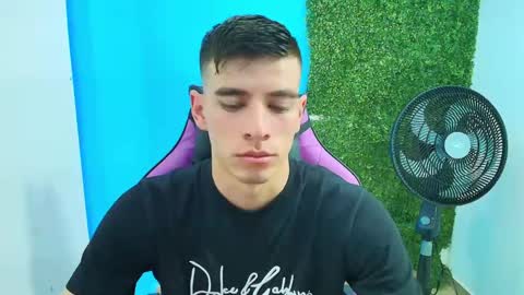 Snapshot of deiby_baby chatting on 02-10-25, 10:40 DEIBY online show from 02-10-25, 10:40