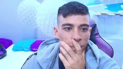 Snapshot of deiby_baby chatting on 09-29-25, 10:14 DEIBY online show from 09-29-25, 10:14