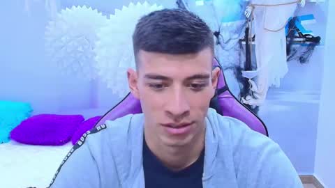 Snapshot of deiby_baby chatting on 10-30-25, 09:37 DEIBY online show from 10-30-25, 09:37