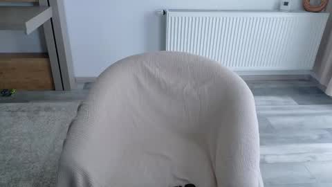 Di online show from 11-08-25, 11:10