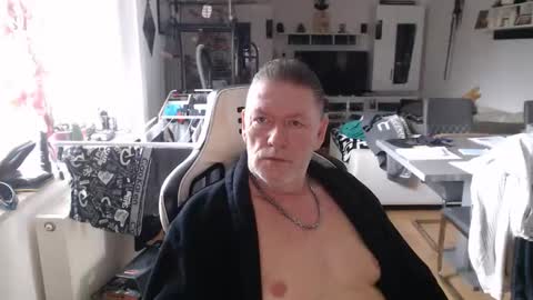 deinprinz2312 online show from 02-24-26, 09:40