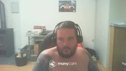 Snapshot of deinspielzeug87 chatting on 01-02-25, 06:23 deinspielzeug87 online show from 01-02-25, 06:23