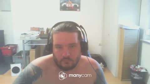 Snapshot of deinspielzeug87 chatting on 02-23-25, 03:40 deinspielzeug87 online show from 02-23-25, 03:40