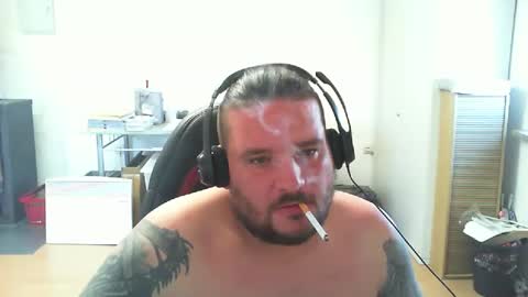 Snapshot of deinspielzeug87 chatting on 10-03-25, 12:57 deinspielzeug87 online show from 10-03-25, 12:57