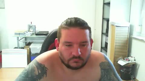 Snapshot of deinspielzeug87 chatting on 10-21-25, 07:42 deinspielzeug87 online show from 10-21-25, 07:42