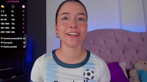 Snapshot of deisy_smith_ chatting on 12-27-24, 12:07 Deisy online show from 12-27-24, 12:07