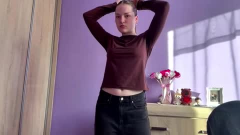 Mila online show from 03-05-26, 07:04