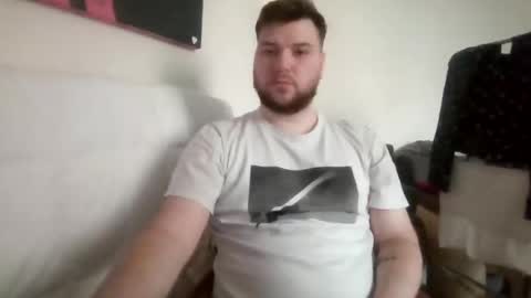 Snapshot of dekumate chatting on 01-29-25, 10:05 dekumate online show from 01-29-25, 10:05