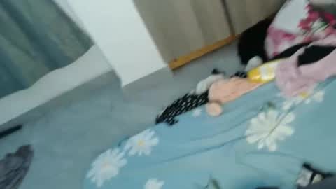 dela141713 online show from 02-20-25, 10:37