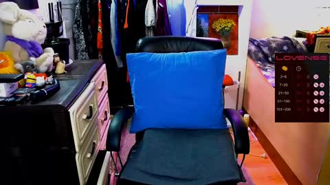 Delicacat online show from 01-31-25, 11:35