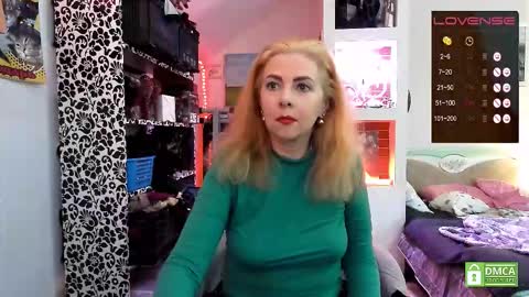 Delicacat online show from 09-17-25, 12:29