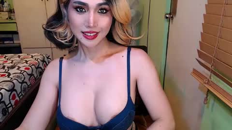 Snapshot of deliciosats chatting on 03-01-25, 06:13 Mercedes online show from 03-01-25, 06:13