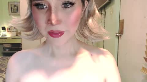 Mercedes online show from 04-15-26, 02:29