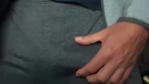 delicioso4u online show from 11-22-25, 01:59