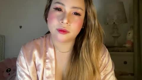 iyalicious online show from 10-15-25, 07:36