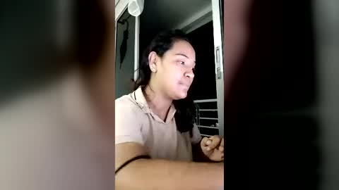 Sarah online show from 06-18-26, 04:13