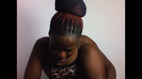 EVAH online show from 02-20-26, 11:54