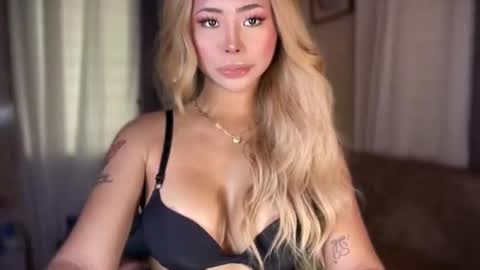 Hello your loving faye 3 online show from 04-05-26, 06:21