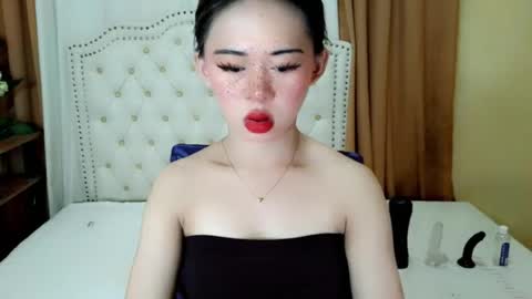 Sophie online show from 06-28-26, 03:01