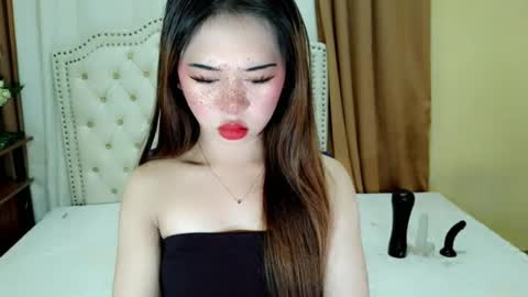 Sophie online show from 07-26-26, 03:14