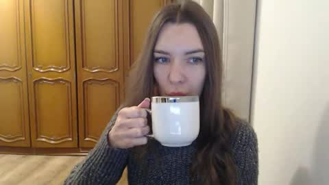 Aurora online show from 11-25-25, 06:24