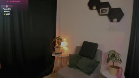 Delilah online show from 05-30-26, 08:22