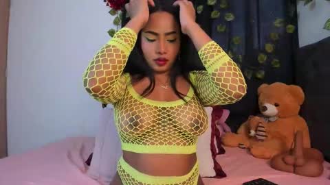 Delilah  online show from 11-03-25, 10:32