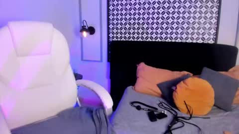 della online show from 02-13-25, 03:14