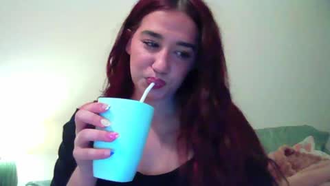 Snapshot of delilahraynee chatting on 06-08-26, 01:20 delilahraynee online show from 06-08-26, 01:20