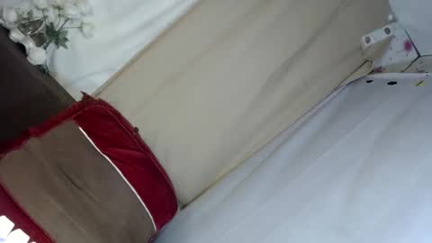 Snapshot of deliouscum chatting on 02-06-25, 05:46 Margie online show from 02-06-25, 05:46