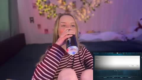 Della online show from 05-30-26, 08:11