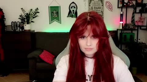 dellacrush_ online show from 02-11-26, 07:19