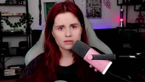 dellacrush_ online show from 04-01-26, 06:05