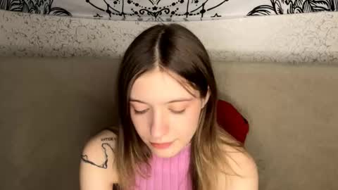 Sia online show from 12-21-25, 11:28