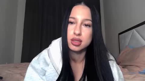 delly_love online show from 10-05-25, 12:09