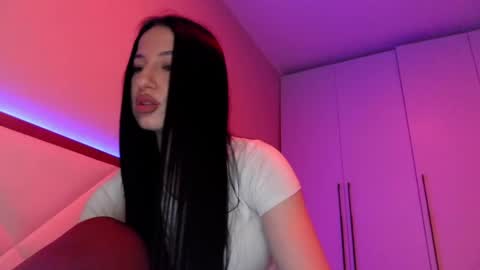 delly_love online show from 04-20-26, 07:26