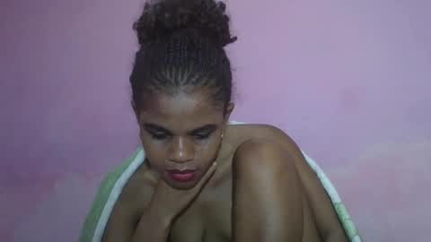 delphine online show from 05-02-26, 08:47